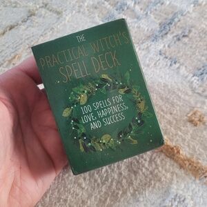 BGreen Practical Witch's Spell Deck